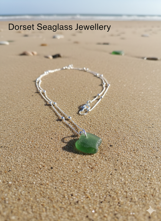 925 Recycled sterling silver green seaglass necklace